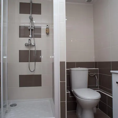 Milton 3* Neuilly-Plaisance
