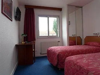 Milton Otel Neuilly-Plaisance